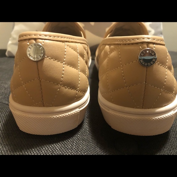 Steve Madden Women's Ecentrcq Platform Sneakers - Picture 5 of 5